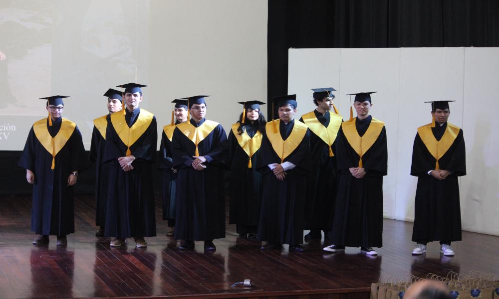 Egresan 25 estudiantes de la XXXV Generación de Ingeniería en Computación en CUCosta