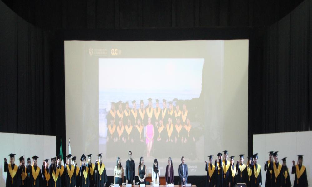 Egresan 25 estudiantes de la XXXV Generación de Ingeniería en Computación en CUCosta