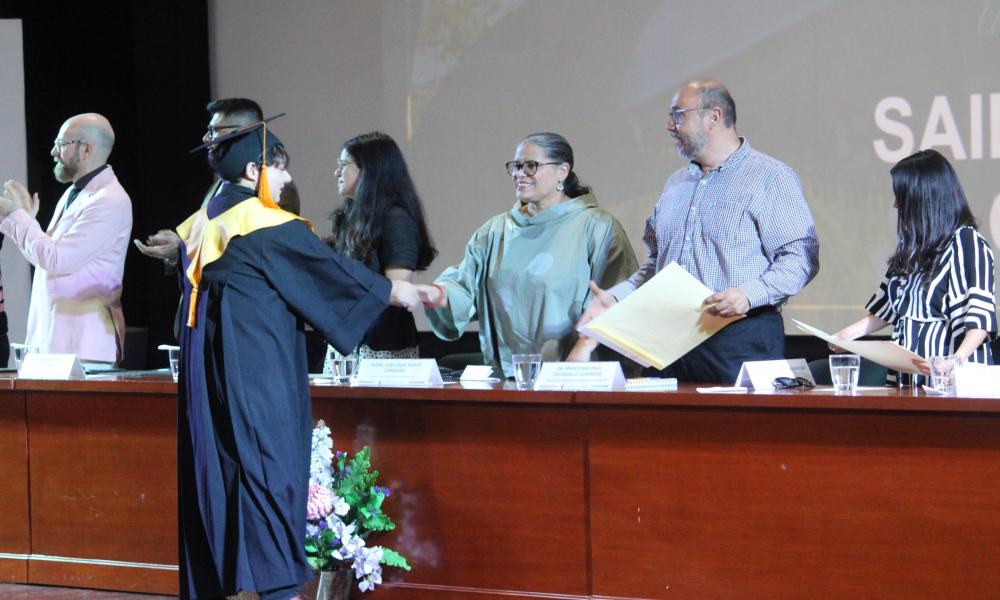 Arte, diseño y éxito: así se graduó la nueva generación de CUCosta