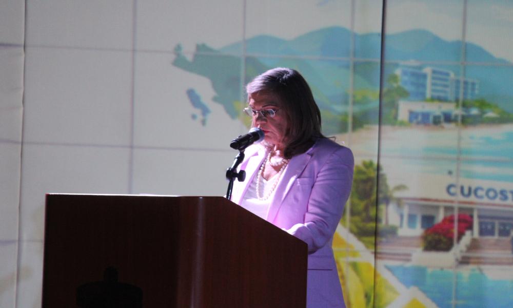 Dra. María Esther Avelar presenta avances en calidad educativa, innovación y bienestar en su primer informe de actividades 