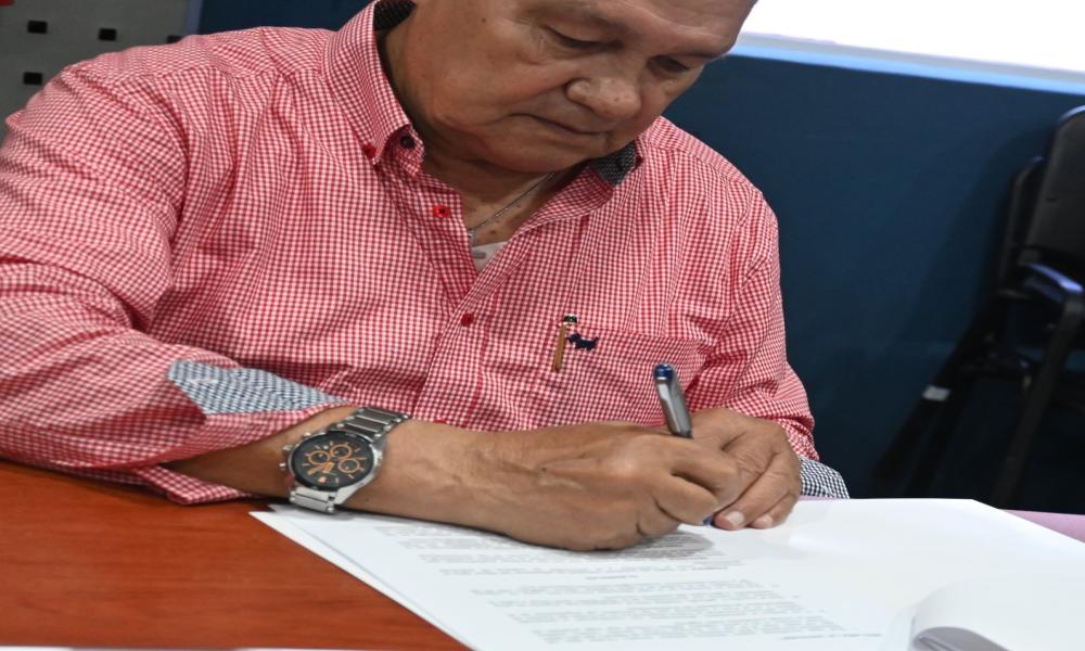 Firman convenio CUCosta y Colegio de Arquitectos para impulsar prácticas profesionales en Arquitectura