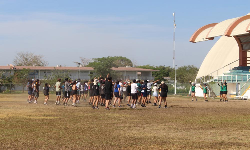 Desarrollan campamento de recreación físico-deportiva en apoyo a la formación estudiantil