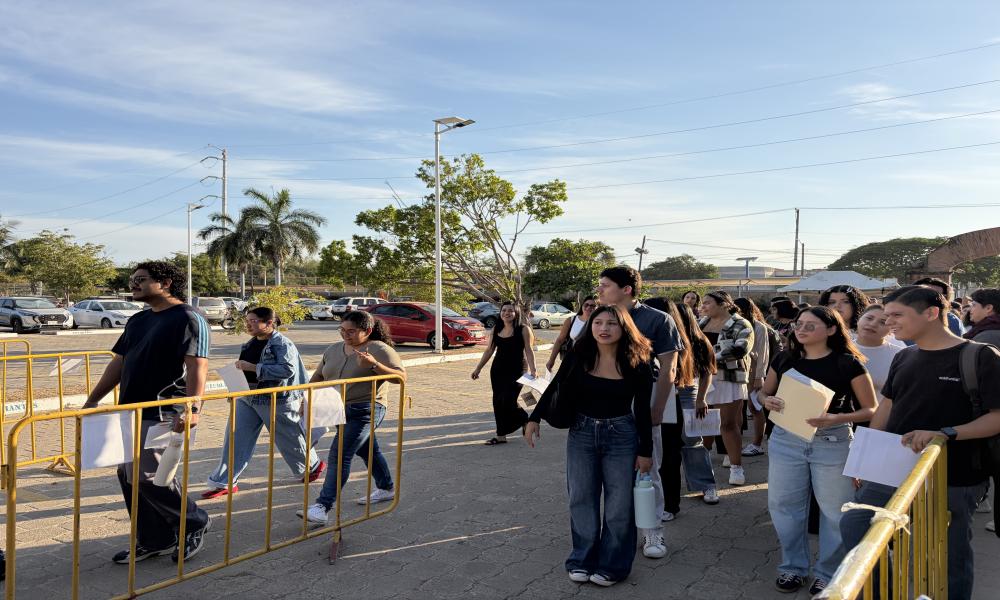 Más de 544 estudiantes presentaron el examen EGEL-CENEVAL en el Centro Universitario de la Costa