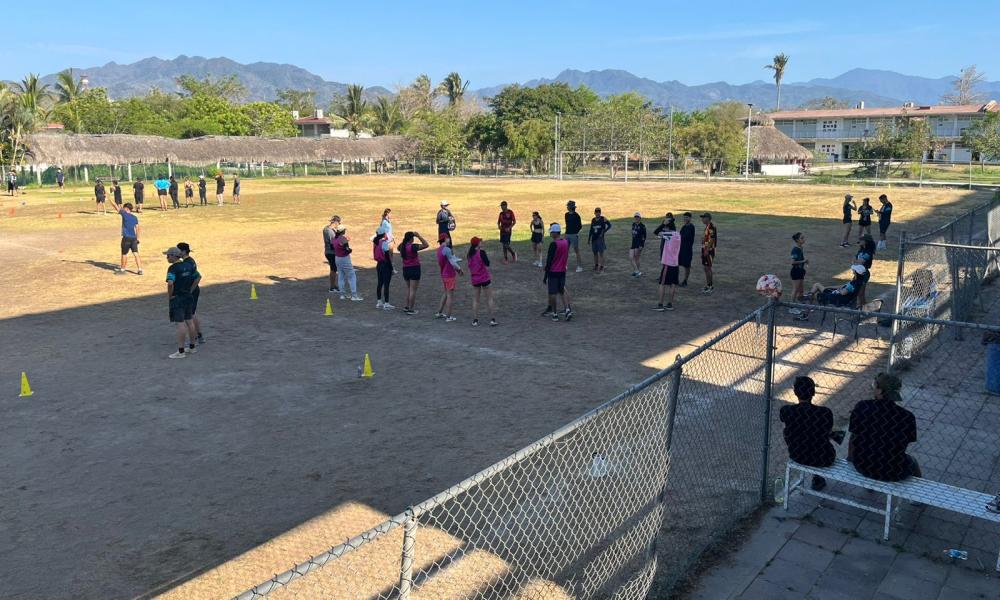Desarrollan campamento de recreación físico-deportiva en apoyo a la formación estudiantil
