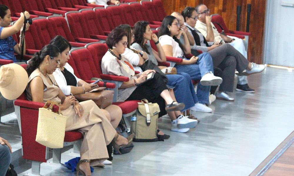   CUCosta celebra 25 años de la Licenciatura de Diseño para la Comunicación Gráfica  con la Feria de Diseño 2026  