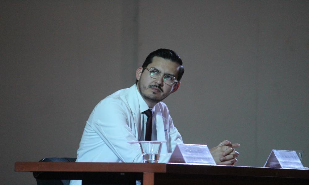 Realizan Ceremonia de Imposición de Batas a estudiantes de Médico Cirujano y Partero en el CUCosta