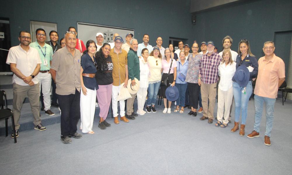 🐢🌊 Este miércoles 1 de julio, el Campamento Escuela Tortuguero Boca de Tomates, Nakawe A.C. Desarrollo Sustentable, Cultura y Conservación de Vida Silvestre, presentó los resultados de la temporada 2025–2026 de arribo, anidación y liberación de tortugas marinas.  La Universidad de Guadalajara, a través del Centro Universitario de la Costa (CUCosta), participa activamente en esta iniciativa mediante dos programas desarrollados en colaboración con la asociación civil, con la participación de estudiantes uni