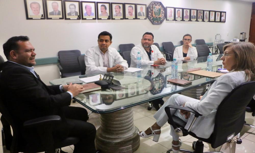 Refuerzan CUCosta e IMSS Nayarit colaboración académica y en salud