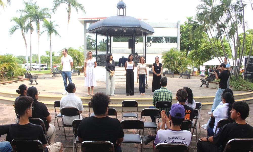 eria de Empleo CUCosta acercó más de 100 oportunidades laborales 