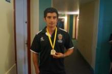 Sergio Martínez Patiño de CUCosta, en competencia a nivel nacional de Tenis