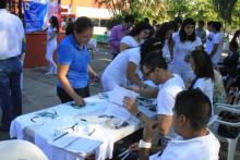 Alumnos de la Carrera de Medicina realizan la Feria de la Salud