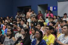 Recibe CUCosta a 150 estudiantes del Programa Delfín