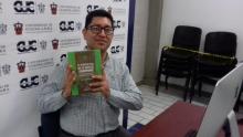 Presenta el Dr. Javier Plata Rosas su libro “El Curioso Caso de la Especie Sin Nombre”
