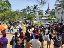 Activa participación de comunidad CUCosta en el simulacro