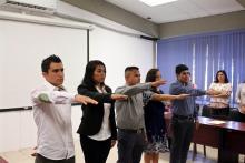 Se titulan primeros 5 licenciados en Cultura Física y Deportes