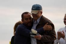 Recibe poeta Marco Antonio Campos presea “El Caracol de Plata”