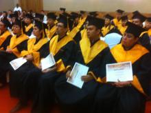 Certifica CUCosta a personal de Grupo Velas