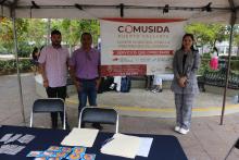 Promueven la prevención de enfermedades con información sobre el condón