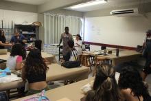 El artista Joaquín Bolívar Thomas impartió taller de Collografía en CUCosta