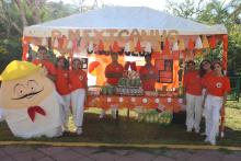 En CUCosta, estudiantes y profesores disfrutaron de la “Feria Microbiológica 2025”