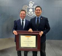 Dr. Luis Javier Plata Rosas recibe el Premio Jalisco 2025 en el Ámbito Científico